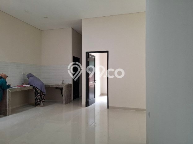 For Sale Rumah 4 Kamar Lokasi Ideal Nyaman dan Strategis di Ciputat For Sale Rumah 4 Kamar Lokasi Ideal Nyaman dan Strategis di Ciputat