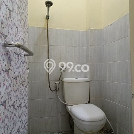 Aset Investasi! Kost Dijual di Cimanggis, Depok, 55 KT, 55 KM, Luas 1100m2 Aset Investasi! Kost Dijual di Cimanggis, Depok, 55 KT, 55 KM, Luas 1100m2