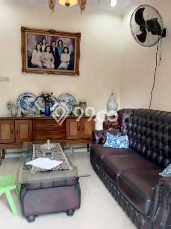 Rumah Modern 4 KT di Cikunir Bekasi Semi Furnished Rumah Modern 4 KT di Cikunir Bekasi Semi Furnished