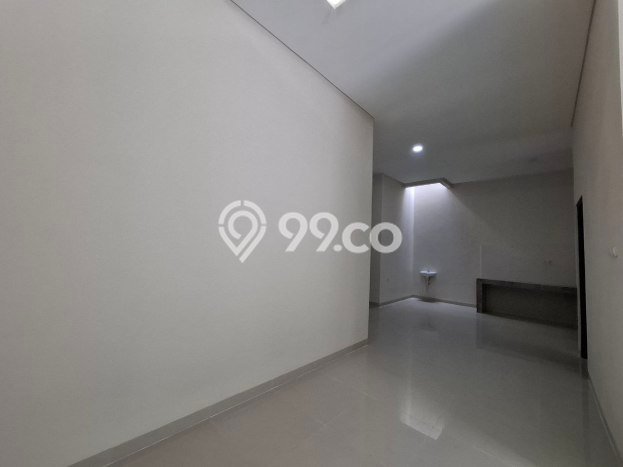 For Sale Rumah 4 Kamar Lokasi Ideal Nyaman dan Strategis di Ciputat For Sale Rumah 4 Kamar Lokasi Ideal Nyaman dan Strategis di Ciputat