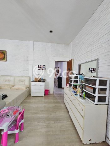 Dijual Rumah Mewah Elegan Dengan View Eksklusif di Warung Buncit, Jakarta Selatan Dijual Rumah Mewah Elegan Dengan View Eksklusif di Warung Buncit, Jakarta Selatan