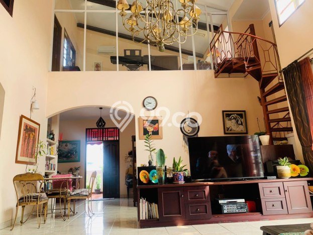 LOKASI PREMIUM! Rumah Berkembang area Cipinang, LT 180m2m² LB 340m2m² LOKASI PREMIUM! Rumah Berkembang area Cipinang, LT 180m2m² LB 340m2m²