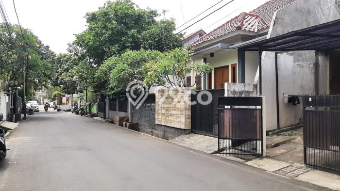 Jual Rumah Eksklusif 2 KT di Duren Tiga, Jakarta Selatan Jual Rumah Eksklusif 2 KT di Duren Tiga, Jakarta Selatan