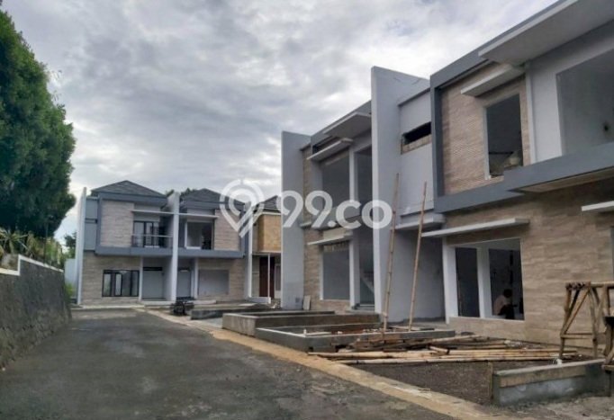 Rumah Minimalis 4 KT LT 80m2 di Pejaten Rumah Minimalis 4 KT LT 80m2 di Pejaten