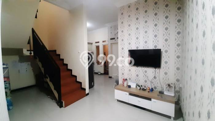 Rumah Strategis Modern Lb 180m2 di Pasar Minggu, Jakarta Selatan Rumah Strategis Modern Lb 180m2 di Pasar Minggu, Jakarta Selatan