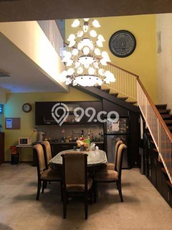 Rumah Mewah LB 240m2 Siap Huni Desain Elegan di Kalibata, Jakarta Selatan Rumah Mewah LB 240m2 Siap Huni Desain Elegan di Kalibata, Jakarta Selatan