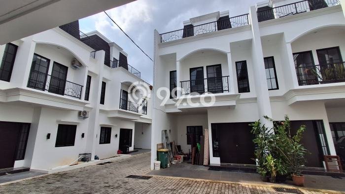 Rumah Minimalis 4 KT di Kalibata Jakarta Selatan Unfurnished Rumah Minimalis 4 KT di Kalibata Jakarta Selatan Unfurnished