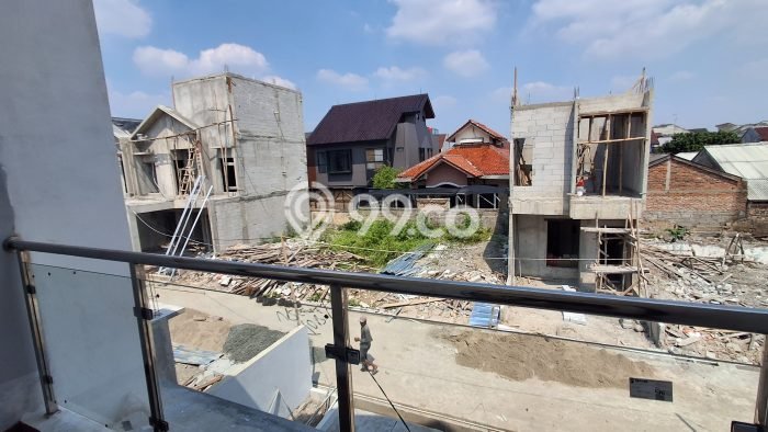 Dijual Cepat Rumah Favorit Siap Huni LB 70m2 di Pancoran, Jakarta Selatan Dijual Cepat Rumah Favorit Siap Huni LB 70m2 di Pancoran, Jakarta Selatan