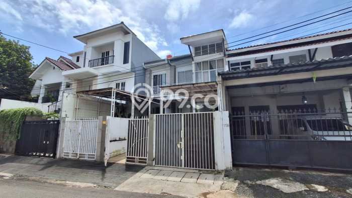 Hunian Nyaman Asri 3 KT Siap Pakai di Gandaria Jakarta Selatan Hunian Nyaman Asri 3 KT Siap Pakai di Gandaria Jakarta Selatan