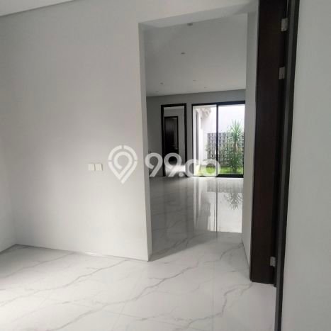 Dijual Rumah Luas Megah Dengan View Cantik di Citraland, Surabaya Dijual Rumah Luas Megah Dengan View Cantik di Citraland, Surabaya