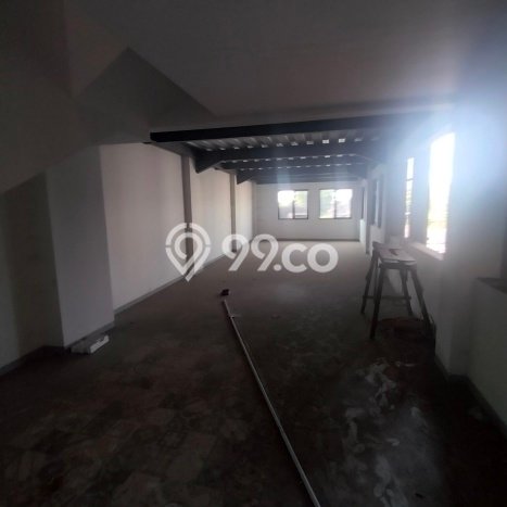 Gudang Komersial Disewakan di Sumberasih Probolinggo Luas 855m2 Gudang Komersial Disewakan di Sumberasih Probolinggo Luas 855m2