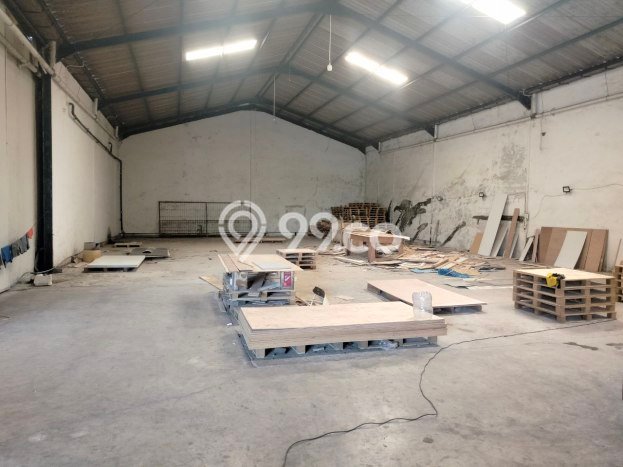 Unit Gudang Dijual di Sidoarjo Sidoarjo Luas Bangunan 960m2 Unit Gudang Dijual di Sidoarjo Sidoarjo Luas Bangunan 960m2