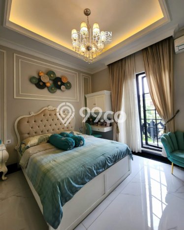 Ready to Use! Premium House LT 650m2 Desain Elegan di Pondok Indah Ready to Use! Premium House LT 650m2 Desain Elegan di Pondok Indah