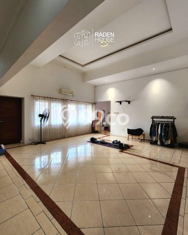 Dijual Rumah Luas Elegan Dengan View Eksklusif di Sektor 3 - Bintaro, Tangerang Selatan Dijual Rumah Luas Elegan Dengan View Eksklusif di Sektor 3 - Bintaro, Tangerang Selatan