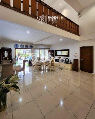 Dijual Rumah Luas Elegan Dengan View Eksklusif di Sektor 3 - Bintaro, Tangerang Selatan Dijual Rumah Luas Elegan Dengan View Eksklusif di Sektor 3 - Bintaro, Tangerang Selatan