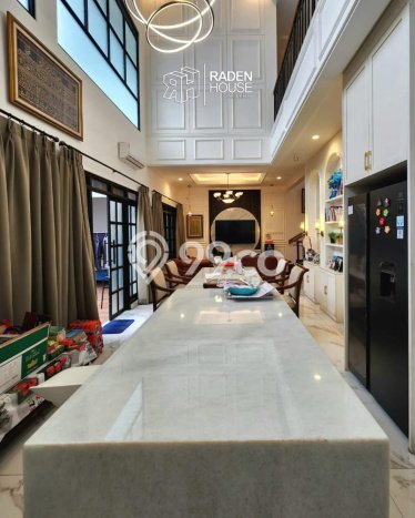 Jual Rumah Luas Megah Dengan View Eksklusif di Lebak Bulus, Jakarta Selatan Jual Rumah Luas Megah Dengan View Eksklusif di Lebak Bulus, Jakarta Selatan