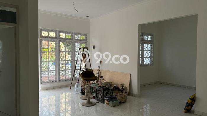 Dijual Rumah 5 Kamar Lokasi Strategis Bagus dan Strategis di Banyumanik Dijual Rumah 5 Kamar Lokasi Strategis Bagus dan Strategis di Banyumanik