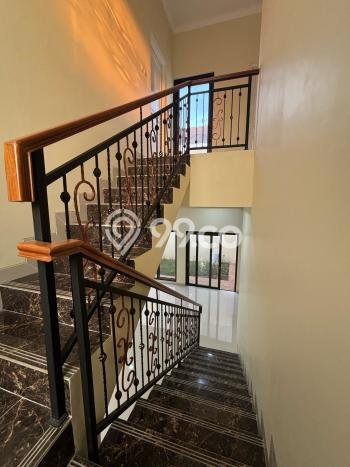 Rumah Modern 5 KT di Jatiwaringin Bekasi Unfurnished Rumah Modern 5 KT di Jatiwaringin Bekasi Unfurnished