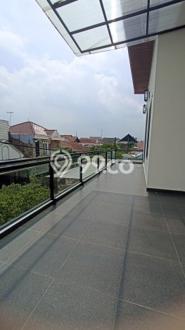 Dijual Rumah Mewah Megah Dengan View Eksklusif di Kemang Pratama, Bekasi Dijual Rumah Mewah Megah Dengan View Eksklusif di Kemang Pratama, Bekasi
