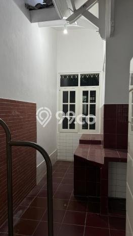 Dijual Rumah 5 Kamar Lokasi Strategis Bagus dan Strategis di Banyumanik Dijual Rumah 5 Kamar Lokasi Strategis Bagus dan Strategis di Banyumanik