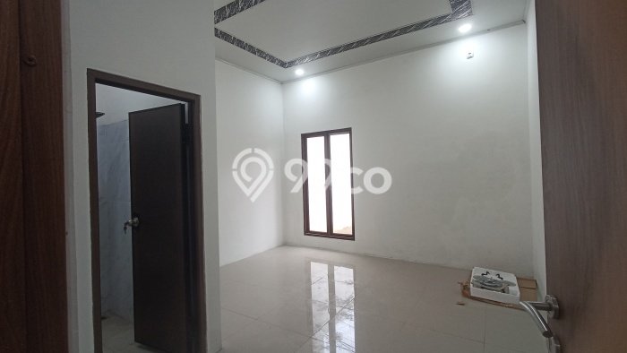 Rumah Luas Asri 3 KT Siap Huni di Jatiwaringin Bekasi Rumah Luas Asri 3 KT Siap Huni di Jatiwaringin Bekasi
