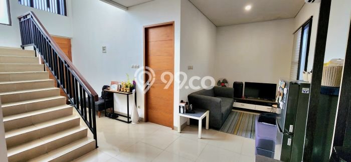 Dijual Hunian Rumah Nyaman 3 KT di Cirendeu, Jakarta Selatan Dijual Hunian Rumah Nyaman 3 KT di Cirendeu, Jakarta Selatan