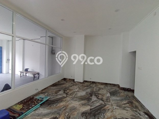 Dijual! Kantor di Cawang Jakarta Timur LT 210m2 / LB 570m2 Kawasan Strategis Dijual! Kantor di Cawang Jakarta Timur LT 210m2 / LB 570m2 Kawasan Strategis