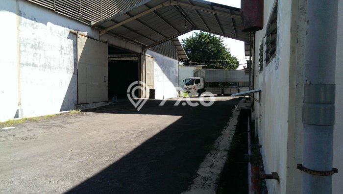 Gudang disewakan di Taman Sidoarjo dengan luas bangunan 2962m2 Gudang disewakan di Taman Sidoarjo dengan luas bangunan 2962m2