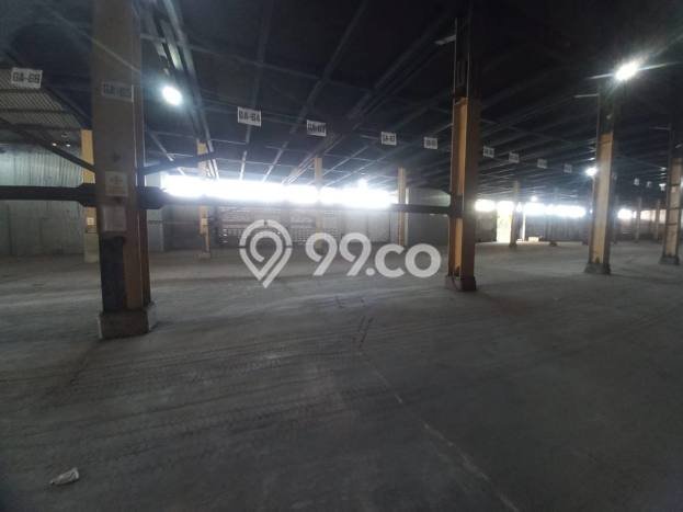 Gudang Disewa di Surabaya dengan LB 3900m2 Area Komersial Ramai Gudang Disewa di Surabaya dengan LB 3900m2 Area Komersial Ramai