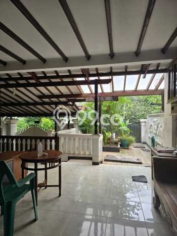 For Sale! Premium House LT 217m2 Desain Elegan di Senopati For Sale! Premium House LT 217m2 Desain Elegan di Senopati