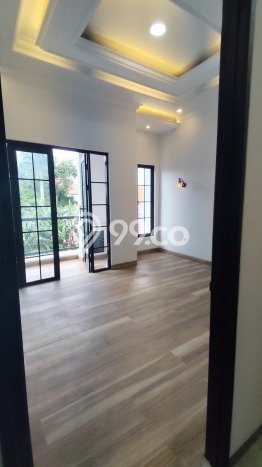 Rumah Elit LB 220m2 Siap Pakai Desain Elegan di Ragunan, Jakarta Selatan Rumah Elit LB 220m2 Siap Pakai Desain Elegan di Ragunan, Jakarta Selatan