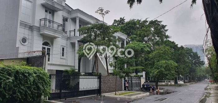 Hot Offer Hunian Mewah Ideal dan Luas di Kebayoran Baru, Jakarta Selatan Hot Offer Hunian Mewah Ideal dan Luas di Kebayoran Baru, Jakarta Selatan