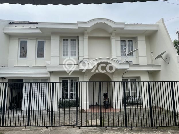 For Sale! Premium House LT 256m2 Desain Elegan di Bangka For Sale! Premium House LT 256m2 Desain Elegan di Bangka