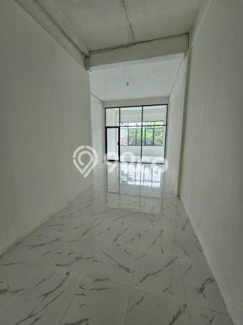 Ruko Dijual di Prime Area Jakarta Selatan Luas 204m2 Ruko Dijual di Prime Area Jakarta Selatan Luas 204m2