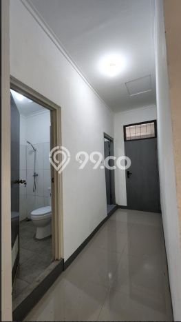 KESEMPATAN TERBAIK! Rumah area Kebayoran Baru, 5 KT, Ready, LT 250m² LB 200m² KESEMPATAN TERBAIK! Rumah area Kebayoran Baru, 5 KT, Ready, LT 250m² LB 200m²