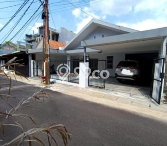 KESEMPATAN TERBAIK! Rumah area Kebayoran Baru, 5 KT, Ready, LT 250m² LB 200m² KESEMPATAN TERBAIK! Rumah area Kebayoran Baru, 5 KT, Ready, LT 250m² LB 200m²