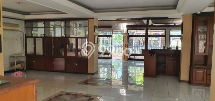 Rumah Elit Modern Siap Huni di Pakubuwono Jakarta Selatan Rumah Elit Modern Siap Huni di Pakubuwono Jakarta Selatan