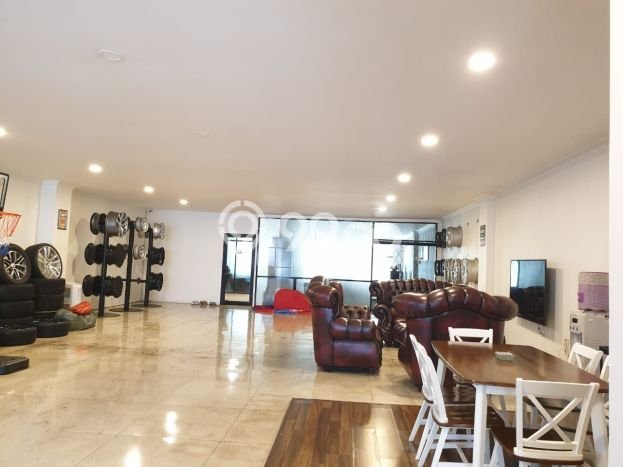Ruko Dijual di Jakarta Selatan LT 365m2 & LB 1487m2 Lokasi Terbaik! Ruko Dijual di Jakarta Selatan LT 365m2 & LB 1487m2 Lokasi Terbaik!