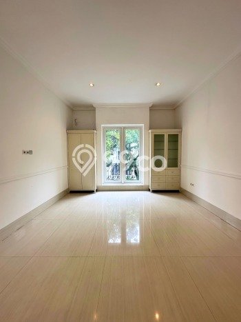 Rumah Elit LB 700m2 Siap Pakai Desain Elegan di Wijaya, Jakarta Selatan Rumah Elit LB 700m2 Siap Pakai Desain Elegan di Wijaya, Jakarta Selatan