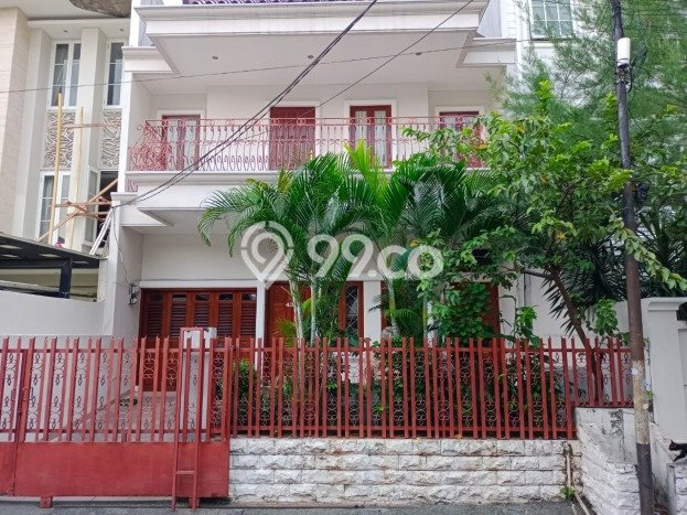 Rumah Sewa Jakarta Selatan LT 200m2 LB 300m2 Area Pondok Indah Rumah Sewa Jakarta Selatan LT 200m2 LB 300m2 Area Pondok Indah