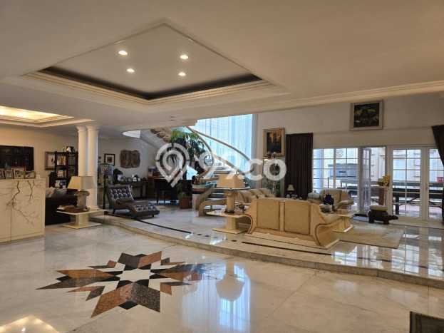 Ready to Use! Premium House LT 1722m2 Desain Modern di Mega Kuningan Ready to Use! Premium House LT 1722m2 Desain Modern di Mega Kuningan