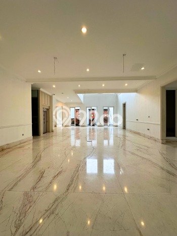 Rumah Elit LB 700m2 Siap Pakai Desain Elegan di Wijaya, Jakarta Selatan Rumah Elit LB 700m2 Siap Pakai Desain Elegan di Wijaya, Jakarta Selatan