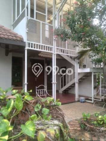 Rumah Elit LB 230m2 Siap Huni Desain Elegan di Pejaten, Jakarta Selatan Rumah Elit LB 230m2 Siap Huni Desain Elegan di Pejaten, Jakarta Selatan