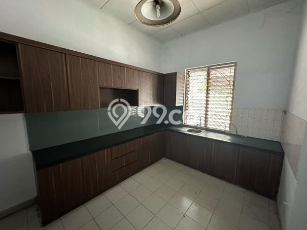 Sewa Rumah Nyaman di Kebayoran Baru Siap Huni dan Strategis Sewa Rumah Nyaman di Kebayoran Baru Siap Huni dan Strategis