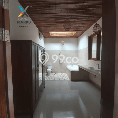 Ready to Use! Luxury House LT 500m2 Desain Elegan di Simprug Ready to Use! Luxury House LT 500m2 Desain Elegan di Simprug