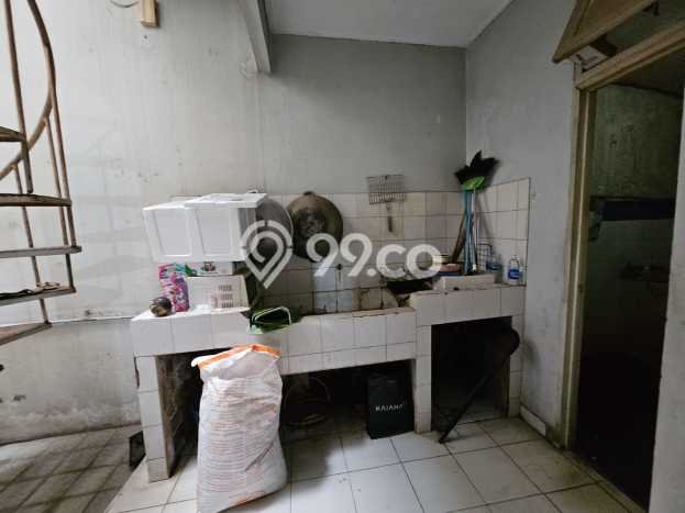 Disewakan Rumah Murah di Panglima Polim Jakarta Selatan Punya 6 Kamar Tidur Disewakan Rumah Murah di Panglima Polim Jakarta Selatan Punya 6 Kamar Tidur