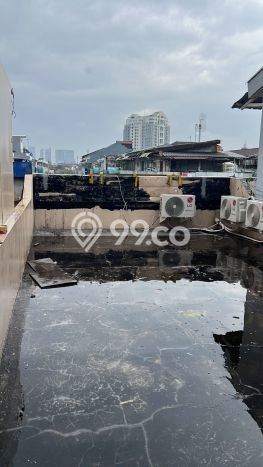 Ruko Dijual di Prime Area Jakarta Selatan Luas 300m2 Ruko Dijual di Prime Area Jakarta Selatan Luas 300m2