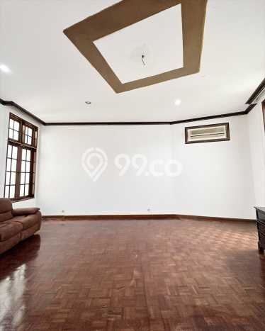 Dijual Rumah Premium dengan Fasilitas Sekitar Lengkap di Menteng, Jakarta Pusat Dijual Rumah Premium dengan Fasilitas Sekitar Lengkap di Menteng, Jakarta Pusat