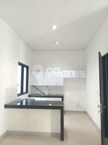 Rumah Asri area Senopati, 3 KM, Area Strategis, Luas 209m² LB 200m² Rumah Asri area Senopati, 3 KM, Area Strategis, Luas 209m² LB 200m²