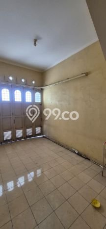 Rumah Elit Modern Tanpa Renovasi di Taman Kopo Indah Bandung Rumah Elit Modern Tanpa Renovasi di Taman Kopo Indah Bandung